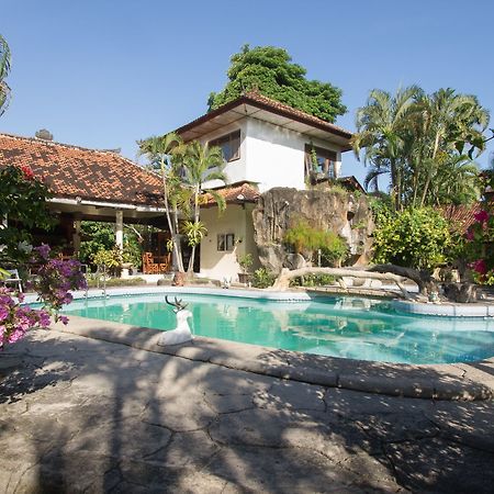 Hotel Bali Warma Denpasar  Luaran gambar